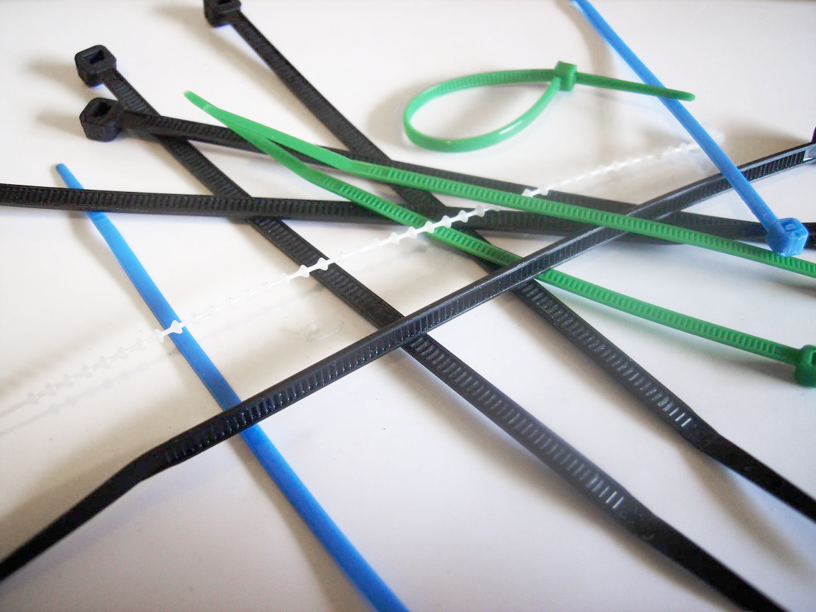 Assortment of cable ties